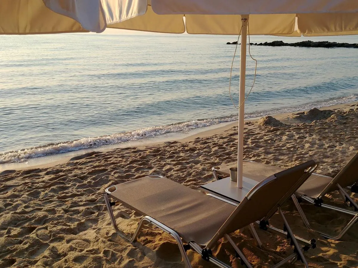 Voula Seaside Apartments Kallithea  Греция